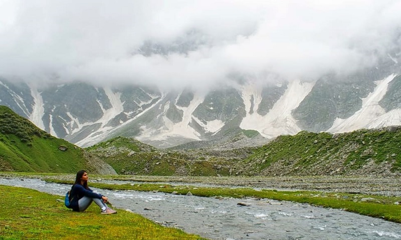 Meditate next to Beas