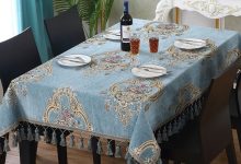 Make your table more elegant with an attractive tablecloths!