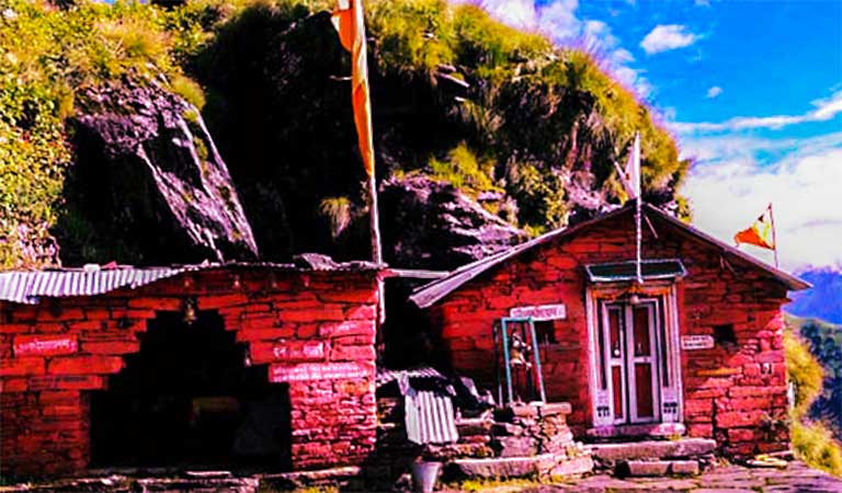 Complete information about the trek to Rudranath Mahadev Temple located in Chamoli The trek to Rudranath temple mainly starts from three places and each place has its own different experience of visiting the temple. This journey starts from Sagar village, Mandal village, or Helang. Mainly people start it from Sagar village itself. The journey takes at least 3 to 4 days, so you should carry your accommodation and food and drink along with you as the above arrangements are minimal. Sagar Rudranath Trek: Sagar Village-Liti Bugyal-Panar Bugyal-Pitradhar-Rudranath Temple Sagar village is situated at a distance of 5 kilometers from Gopeshwar. The journey to Rudranath starts from here, that is, from here onwards you cannot go in a vehicle. The distance from here to Rudranath temple is about 20 km, which has to be crossed on foot. This trek is the shortest and easiest to reach Rudranath Temple, so mainly this trek is done by everyone. For this, you will find a way from Sagar village from where this trek starts. Liti Bugyal and Panar Bugyal will come in between where you can have food and drink or you can stay here for a day. Panar Bugyal is about 12 km from Sagar village. Then at a distance of 3 kilometers from here, you will reach Pitradhar where you will get to see stones, bells, Chunris, etc. offered by the devotees. You should bow down to your ancestors at Pitradhar and move ahead from there. One has to climb to Pitradhar, but from here onwards the descent starts. The distance from Pitradhar to Rudranath Temple is about 5 km in which you will have to do most of the descent. After this, you will reach Rudranath temple via Dhalabni Maidan. Mandal Rudranath Trek: Mandalgaon-Anusuya Temple-Hansa Bugyal-Nola Pass-Rudranath Temple This trek is mainly undertaken by those who want to visit the Rudranath Temple as well as the temple of Mata Anusuya. Mandal village is at a distance of 12 to 14 km from Gopeshwar where this trek starts. The temple of Anusuya Mata falls in the middle of this trek, which is about 2 km from here on a different route. That's why the tourists first come through the temple of Mata Anusuya and then start the trek to the Rudranath temple. The journey from Mandal village to Anusuya temple is 4 to 5 kilometers which takes 3 to 4 hours. After that, passing through Hansa Bugyal, Dhanpal Maidan, and Nola Pass, you reach Rudranath Temple, which is 23 kilometers away. If you ever plan to go on a trek, then you can do the Deoban trek. Helang Rudranath Trek: Helang-Urgam-Kalpeshwar Temple-Dumak-Bansi Narayan-Panar-Rudranath Temple In the middle of this trek, you will also get to visit another Kedar Kalpeshwar Mahadev, one of the Panch Kedar, which falls near Urgam village. This trek is the longest trek of Rudranath Temple trek which is around 45 km. Helang is near Joshimath from where this trek starts. After that devotees reach Urgam village from where Kalpeshwar Mahadev is visited by a short trek to Kalpeshwar temple. After that Rudranath temple is reached via Palla, Kimanakalgont, and Dumak. There is also a temple of Bansi Narayan in between which can be visited. Other names of Rudranath Temple: Neelkanth Mahadev Neelkanth is also another name for Lord Shiva because Halahal was one of the 14 gems that came out during the churning of the ocean, which Lord Shiva drank. After this, his name was changed to Neelkanth Mahadev. Rudramukh Along with Rudranath, the Shivling established in this temple is also known as Rudramukh. In this Rudra is a name dedicated to the Rudra form of Lord Shiva while Mukha means mouth.